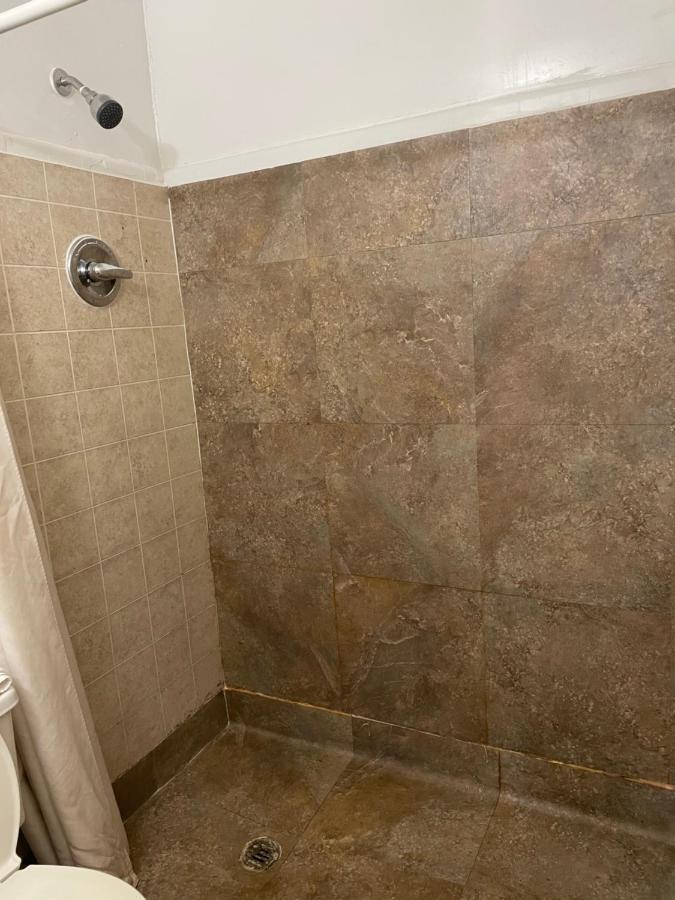 Budget Inn Monroeville Exterior photo